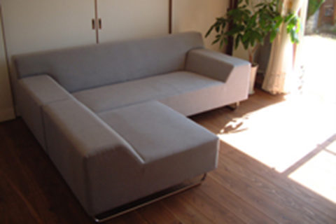 神奈川県T様のコーディネート｜costa sofa 3p fix + costa ottoman + ballena bench