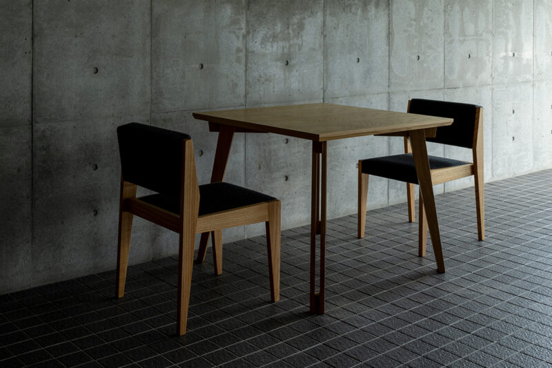 Range｜スタッキングチェア 