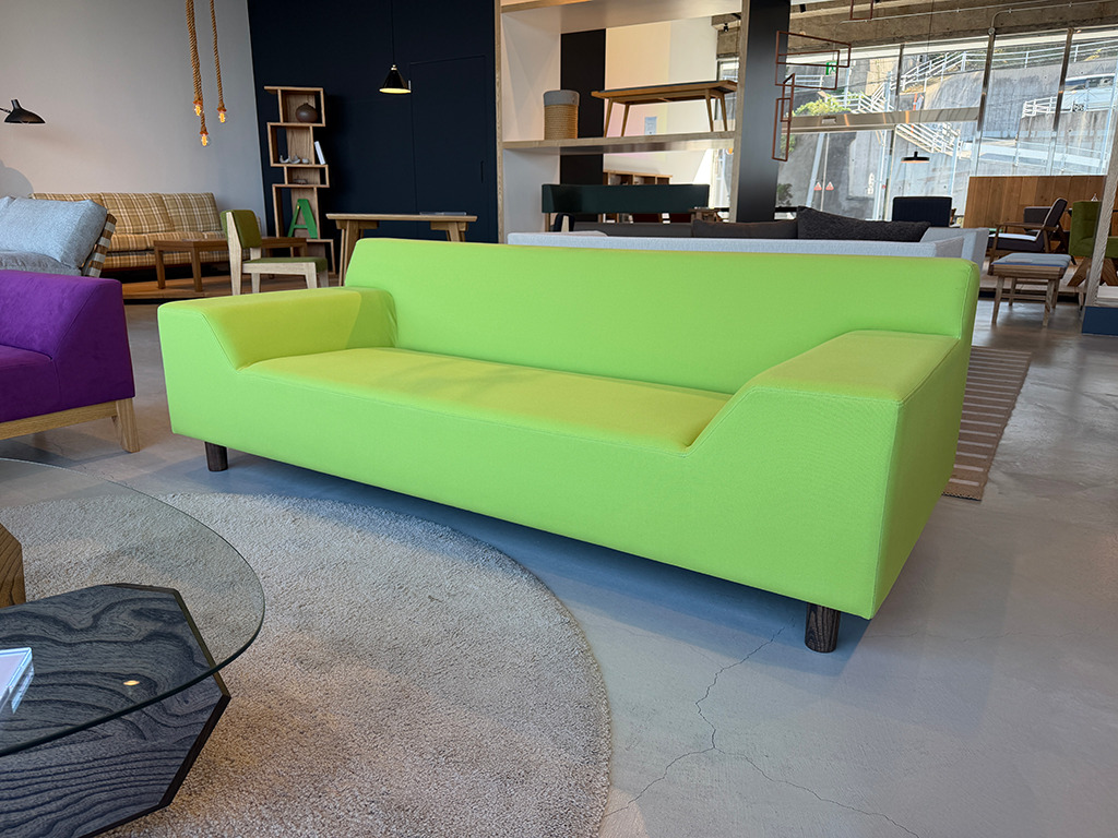 【現品限り・送料込み開梱設置あり】costa 3p コスタ 3p（エボニー・CV54）