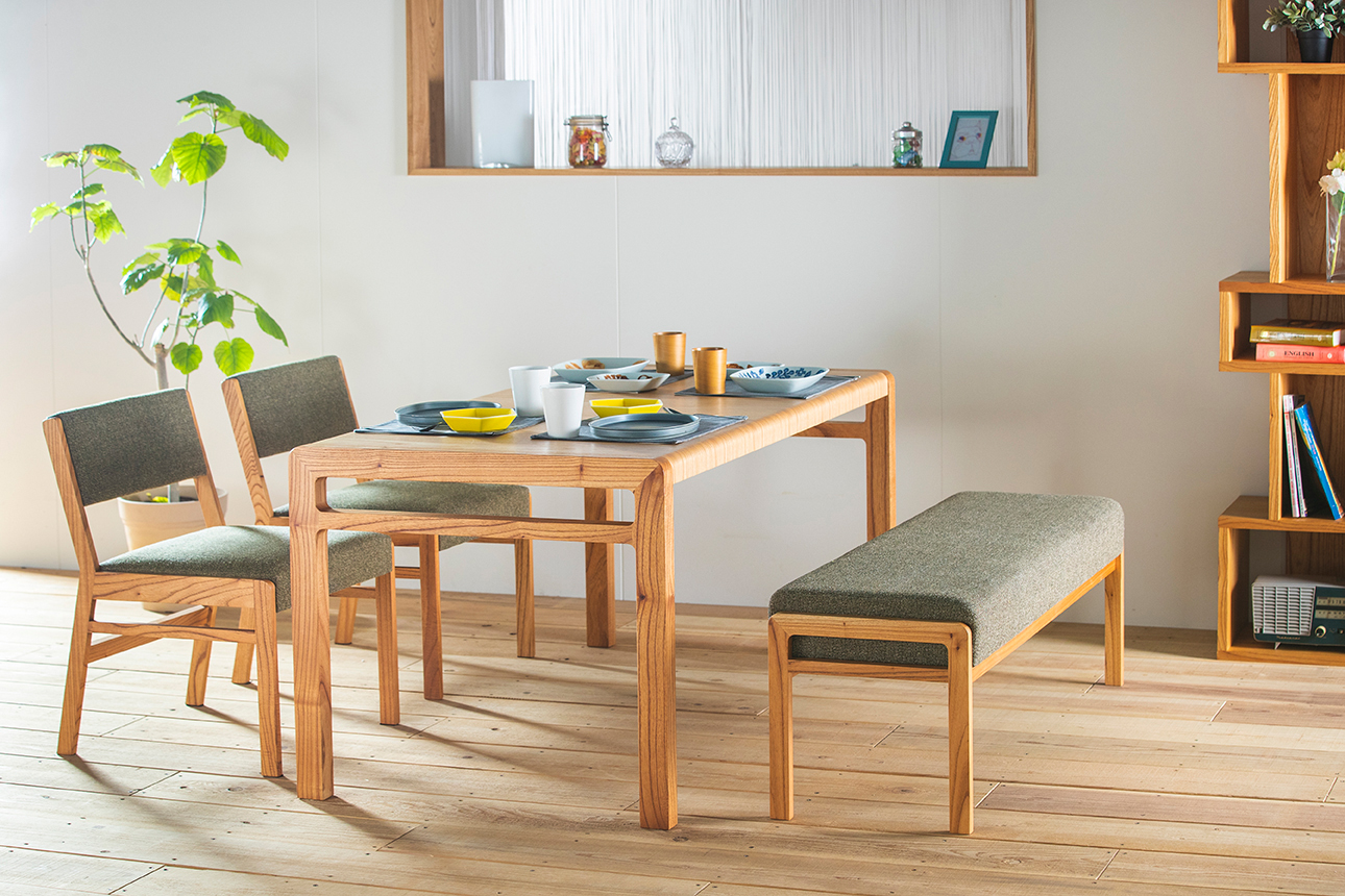 子どもと暮らす日々に 選ばれている家具